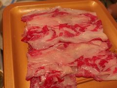 -牛YO寿喜烧·铁板烧和牛火锅自助(市府恒隆店)