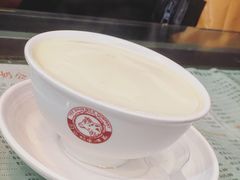 姜汁撞奶-义顺牛奶公司(庇利金街店)