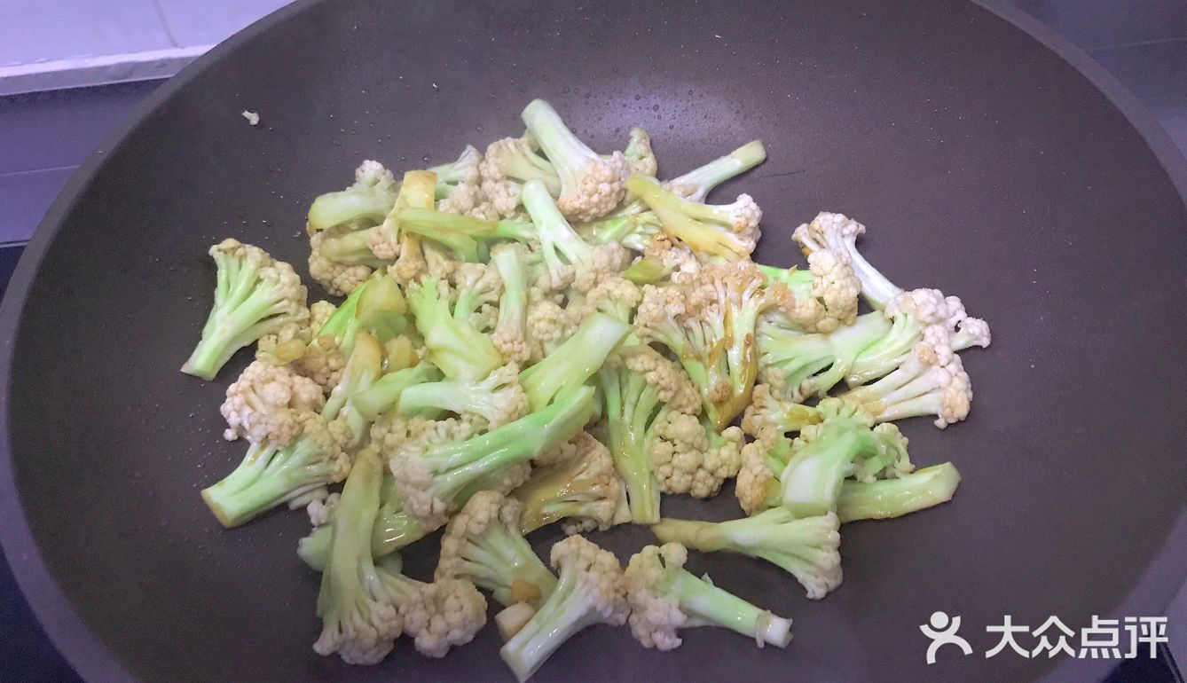 减肥瘦身，抗癌防癌的家常素炒菜花