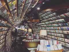 -钟书阁(珍园店)