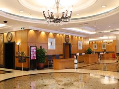 -深圳富苑皇冠假日套房酒店