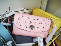 -BIGOFFS 超级折扣(仁恒伊势丹店)