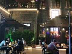 -麦落精酿啤酒餐吧(先农大院店)