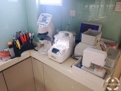 -视野联行眼镜·蔡司授权店(长白万象汇店)