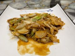 姜葱爆圣子-卿雲阁私人高定餐厅(汉口江滩店)