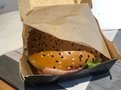 芝士安格斯厚牛堡-麦当劳(浦珠路得来速店)