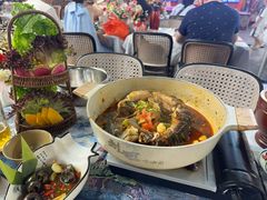 -刘姐啤酒鱼民族演艺餐厅(西街总店)