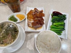 -香港新发烧腊茶餐厅(水围店)