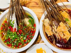 藤椒味钵钵鸡-嘉州叶婆婆钵钵鸡(建设路店)