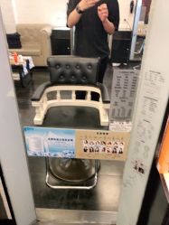 -一東造型烫发染发