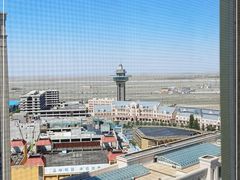 -霍尔果斯国门景区