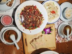 -黄泥岗·地道湖北菜(奥特莱斯店)