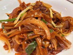 干炒牛河-稻香酒家·34年老字号·港式粤菜(汉街店)
