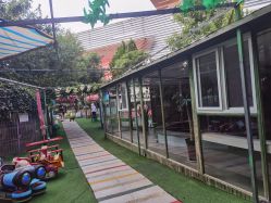 -萌宠亲子动物乐园(槐房万达店)