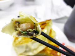 -劈柴院锅贴(沈阳路店)