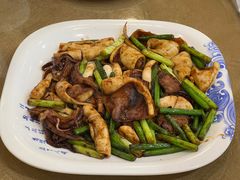五花肉烧笔管-良友·青岛菜(五四广场店)