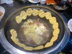 -袁小二大东北铁锅炖(吉祥村总部)