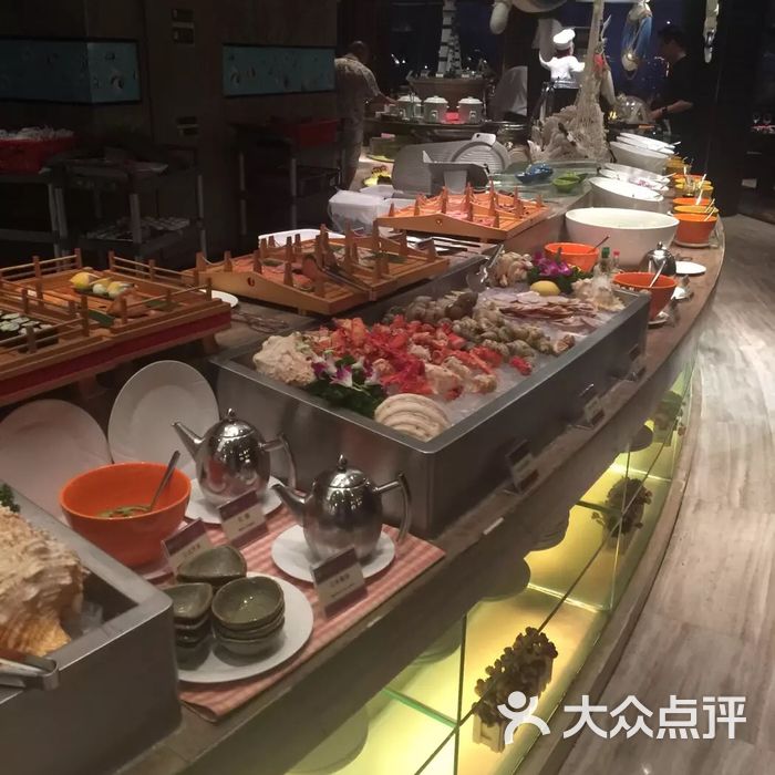 宝利来国际大酒店凤凰阁旋转餐厅图片-北京自助餐-大众点评网
