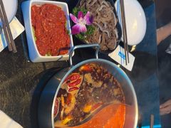 -唯爱KTV聚会餐厅(仙林东城汇店)