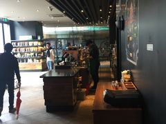 -星巴克臻选(上海长风大悦城店)
