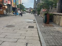 -巴陵广场