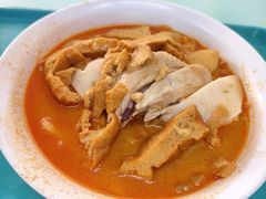 -亚王咖喱鸡米粉面