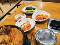 -喇喇排骨火锅·传统韩式脊骨汤(望京西园总店)