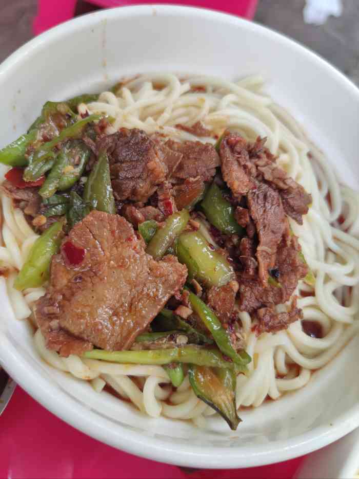 上池面馆-"在成都太多所谓的"苍蝇馆子"的店铺才是正.