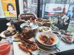 -雍容荟帝王蟹活龙虾展台自助(IFS黑金店)