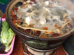 -威邵鸡煲(西华路总店)