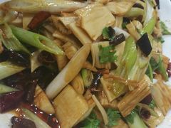 -瑞杰烧烤店·24小时营业(山东路店)