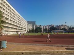 -燕子岗体育场