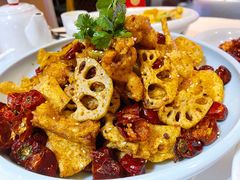 荷塘香锅牛蛙-红城阁·上海味道(四平路店)