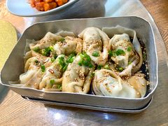 -蜜桃餐厅·伴山(湖滨商业街店)