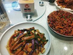 -鑫巴蜀小镇 · 水煮鱼专研店(玉桥店)