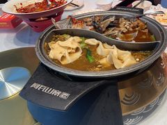 -阿瓦山寨·湘菜现炒·剁椒鱼头王(咸阳总店)