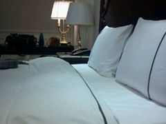 房间-茂名熹龙国际大酒店(人民广场高铁站店)