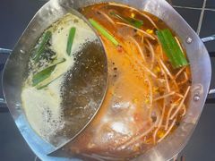 -由衷贵州酸汤牛肉火锅(新桥店)