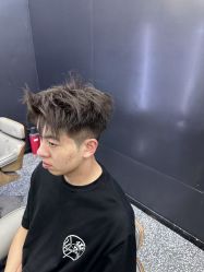 -藤野造型·烫·染发型设计店