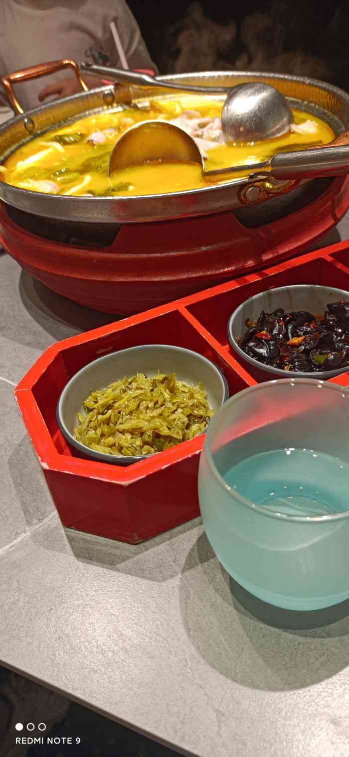 赏味(温州龙湾吾悦店)-"吾悦广场l4 靠近扶梯一上来就看到了.