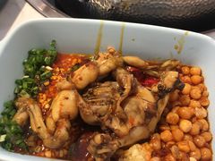 -蛙两只美蛙鱼头火锅(恒茂店)