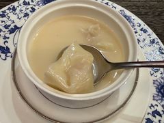 鲜鱼汤刀鱼馄饨-Yan Ting 宴庭中餐厅(上海静安瑞吉酒店)