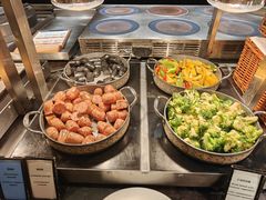 -亚龙湾希尔顿自助餐厅·海鲜·烧烤·沙滩BBQ·现场乐队