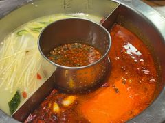 -佬土鹅肠火锅(解放路店)