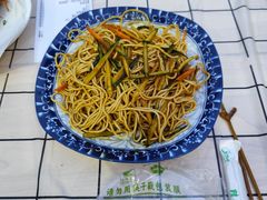 -狮龙啤酒烧烤屋(建二路店)