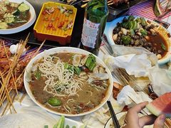 -金陵大勇烧烤·小龙虾·海鲜大咖(竹山路店)