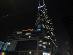 -上海世茂皇家艾美酒店