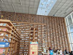 -朵云书院(滴水湖店)