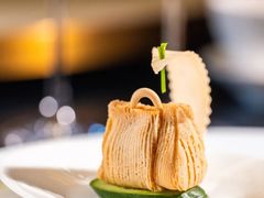 河虾肉松手袋酥-8餐厅(新葡京酒店)