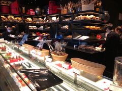 -Salon de The de Joel Robuchon(外滩18号店)
